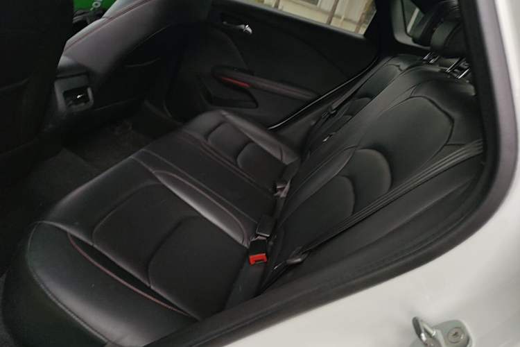 Used Chevrolet Monza 2022 Light Hybrid RS 330T Automatic Comfort Edition Left Rear Seat