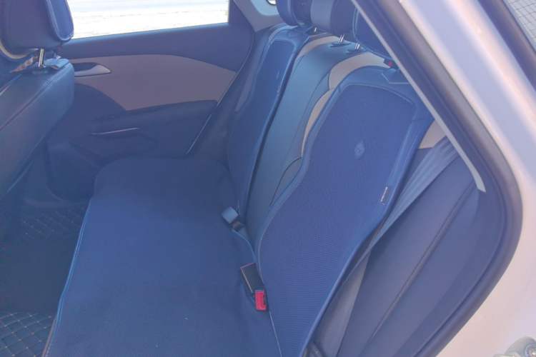 Used Chevrolet Monza 2022 320 Automatic Enjoyment Sunroof Version Left Rear Seat