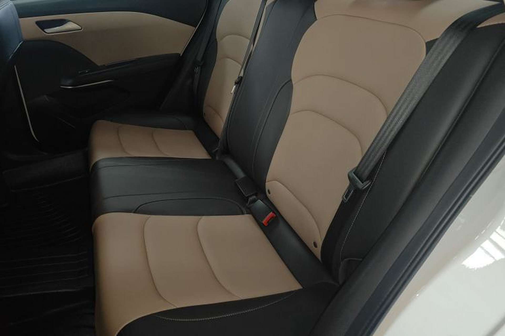 Used Chevrolet Monza 2022 320 Automatic Enjoyment Sunroof Version Left Rear Seat