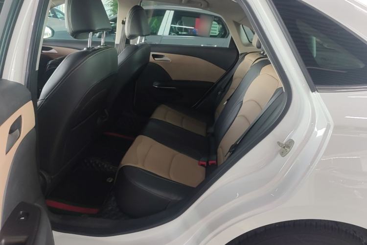 Used Chevrolet Monza 2022 320 Automatic Enjoyment Sunroof Version Left Rear Seat