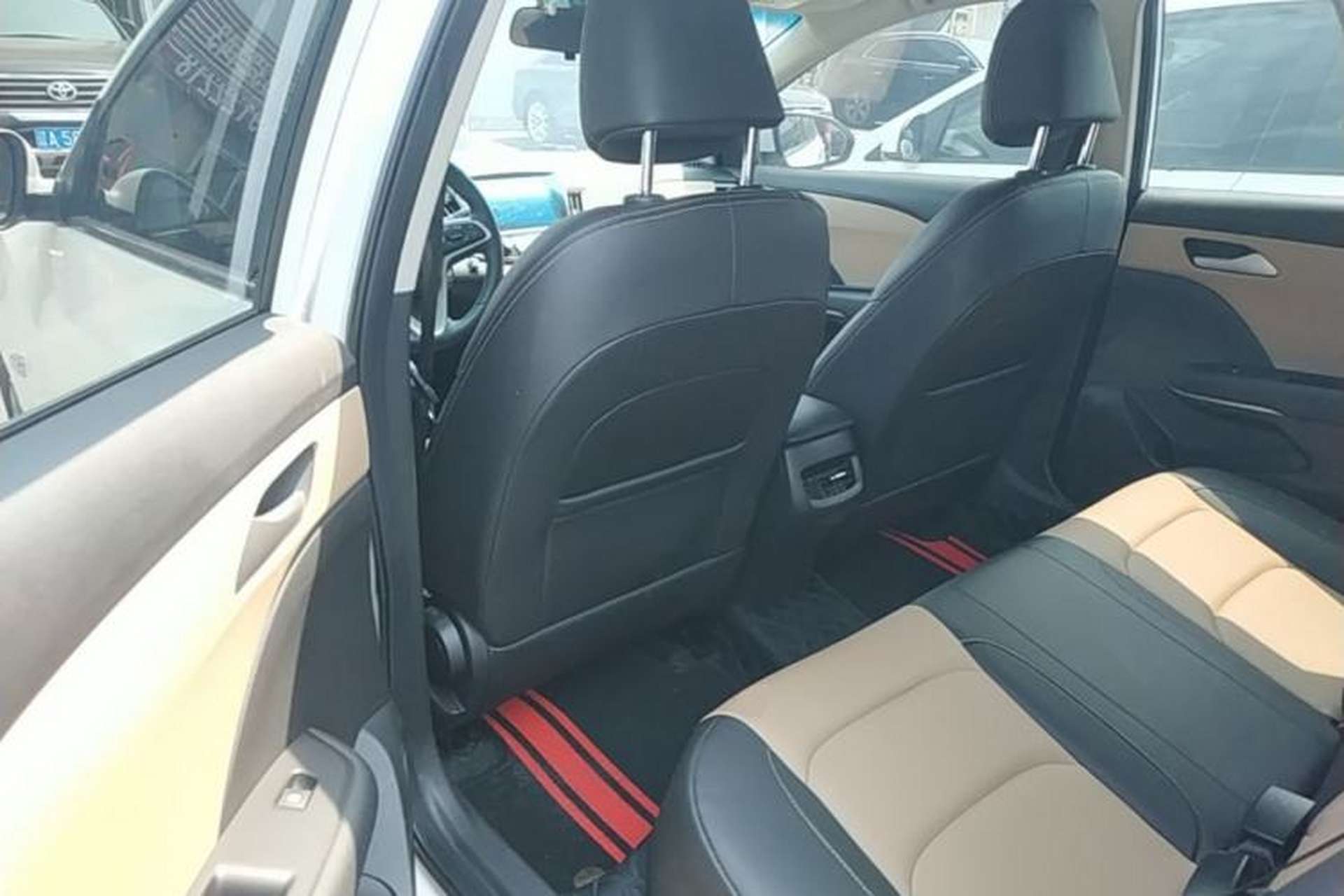 Used Chevrolet Monza 2022 320 Automatic Enjoyment Sunroof Version Left Rear Seat