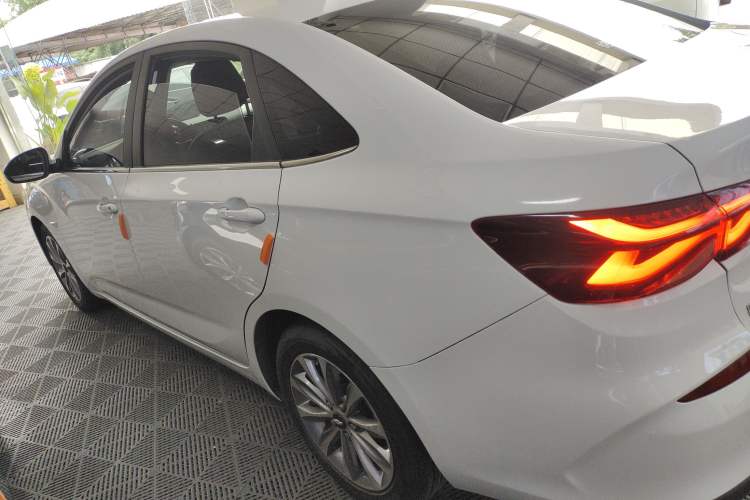 Used Chevrolet Monza 2022 320 Automatic Enjoyment Sunroof Version Left Side