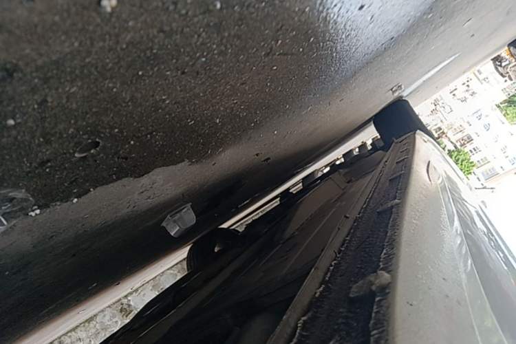 Used Chevrolet Monza 2022 Light Hybrid RS 330T Automatic Comfort Edition Left Side Sill