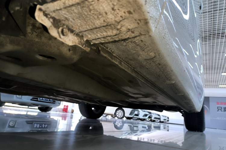 Used Chevrolet Monza 2022 320 Automatic Enjoyment Sunroof Version Left Side Sill