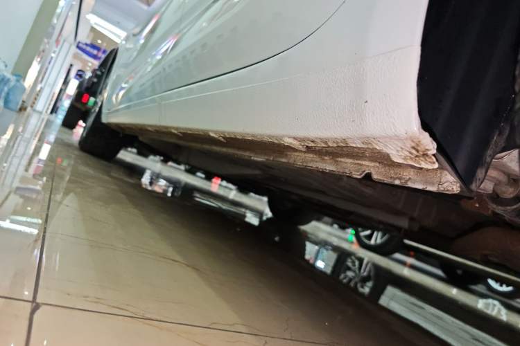Used Chevrolet Monza 2022 320 Automatic Enjoyment Sunroof Version Left Side Sill
