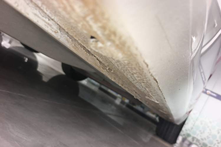 Used Chevrolet Monza 2022 Light Hybrid Redline 320T Dual-Clutch Thrilling Edition Left Side Sill