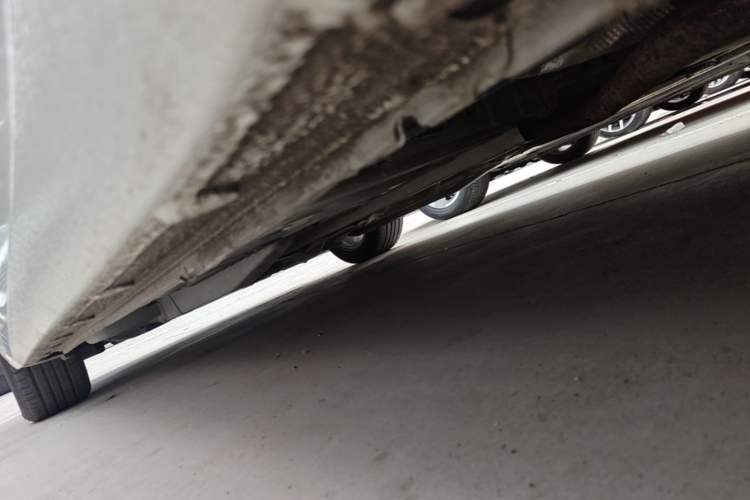 Used Chevrolet Monza 2022 320 Automatic Enjoyment Sunroof Version Left Side Sill