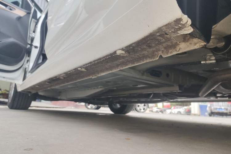 Used Chevrolet Monza 2022 320 Automatic Enjoyment Edition Left Side Sill