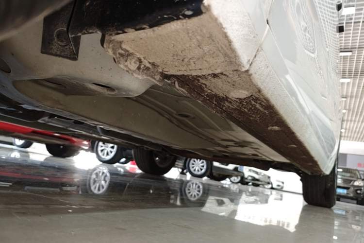 Used Chevrolet Monza 2022 320 Automatic Enjoyment Sunroof Version Left Side Sill