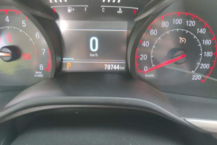 Used Chevrolet Monza 2022 Light Hybrid RS 330T Automatic Comfort Edition Odometer Close Up
