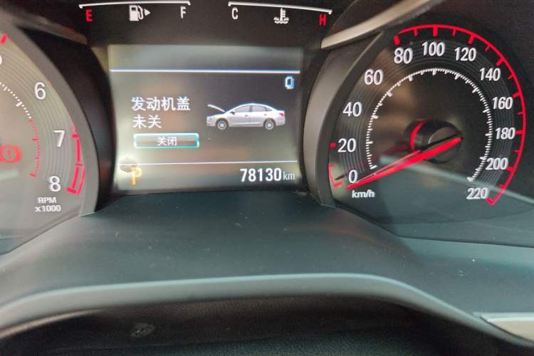 Used Chevrolet Monza 2022 Light Hybrid RS 330T Automatic Comfort Edition Odometer Close Up