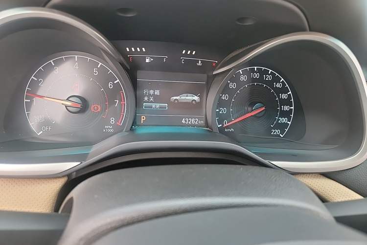 Used Chevrolet Monza 2022 320 Automatic Enjoyment Sunroof Version Odometer Close Up