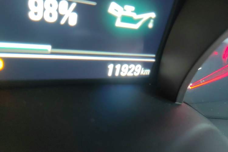 Used Chevrolet Monza 2022 320 Automatic Enjoyment Sunroof Version Odometer Close Up