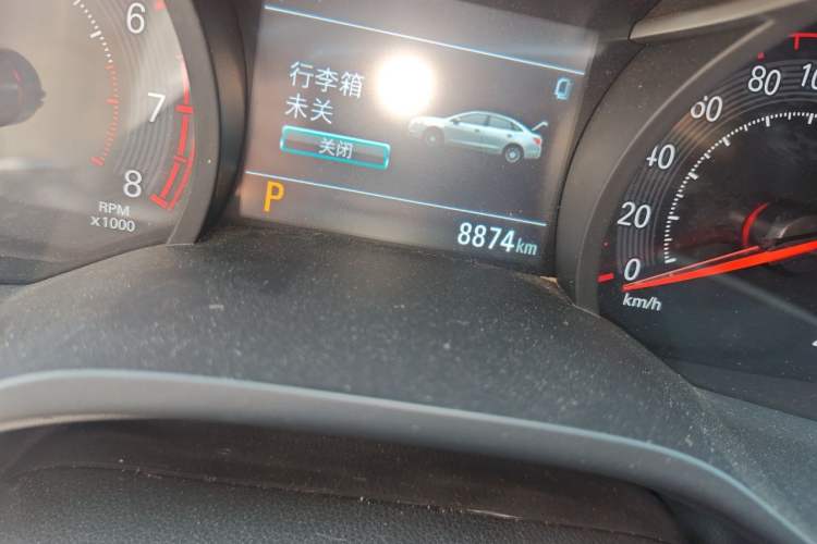 Used Chevrolet Monza 2022 Light Hybrid RS 330T Automatic Comfort Edition Odometer Close Up