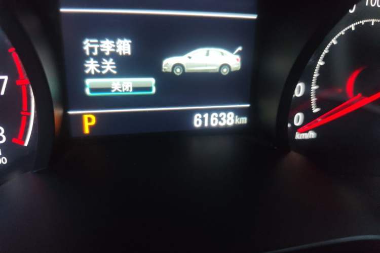 Used Chevrolet Monza 2022 320 Automatic Enjoyment Sunroof Version Odometer Close Up