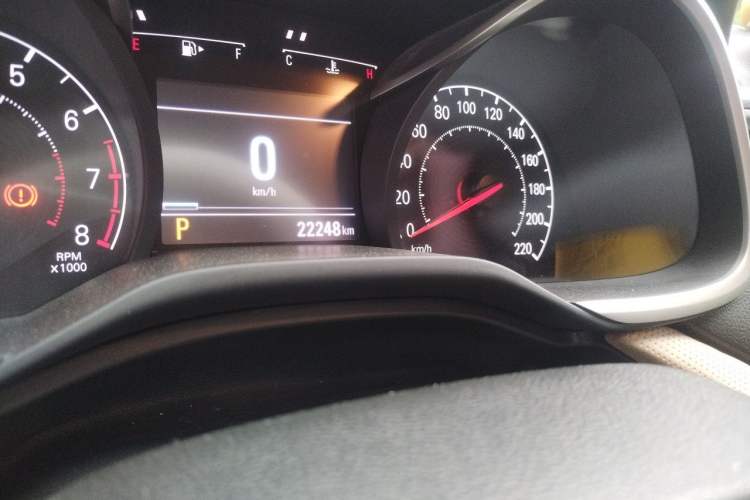 Used Chevrolet Monza 2022 320 Automatic Enjoyment Sunroof Version Odometer Close Up