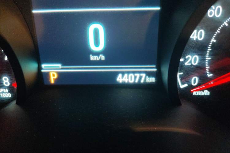 Used Chevrolet Monza 2022 320 Automatic Enjoyment Sunroof Version Odometer Close Up