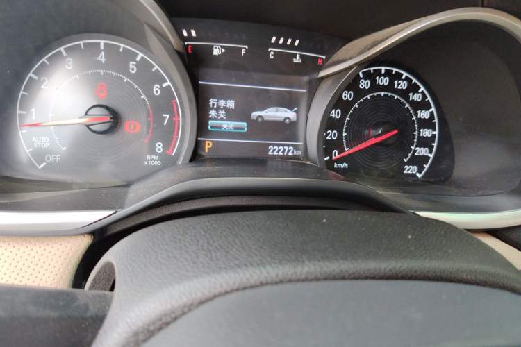 Used Chevrolet Monza 2022 320 Automatic Enjoyment Sunroof Version Odometer Close Up