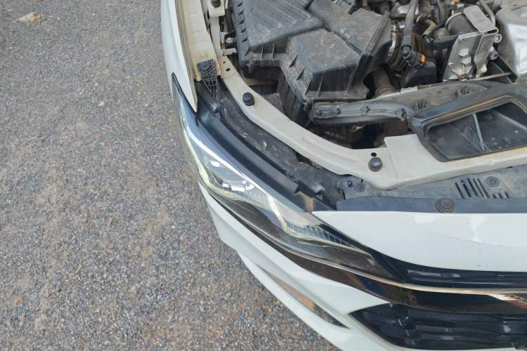 Used Chevrolet Monza 2022 320 Automatic Enjoyment Sunroof Version Right Front Headlight