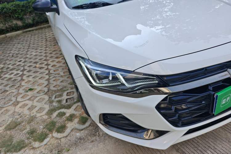 Used Chevrolet Monza 2022 Light Hybrid RS 330T Automatic Comfort Edition Right Front Headlight