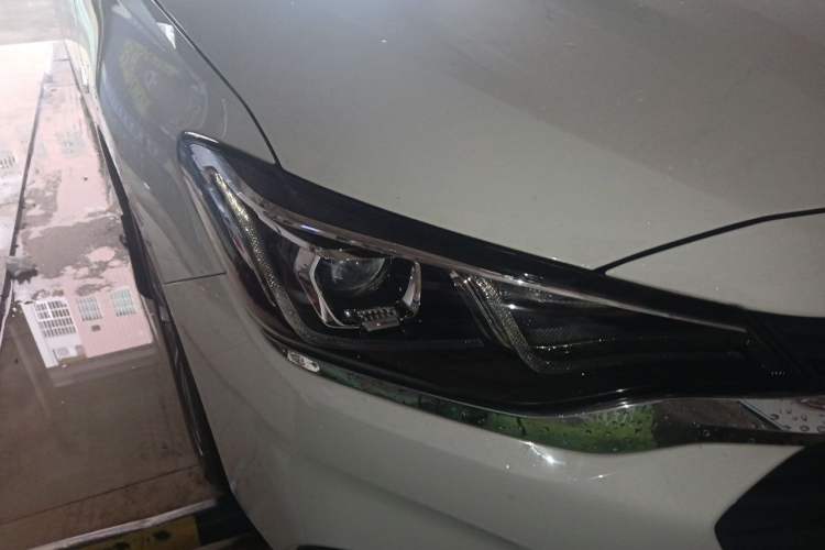 Used Chevrolet Monza 2022 320 Automatic Enjoyment Sunroof Version Right Front Headlight