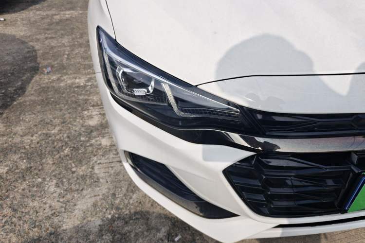 Used Chevrolet Monza 2022 Light Hybrid RS 330T Automatic Comfort Edition Right Front Headlight