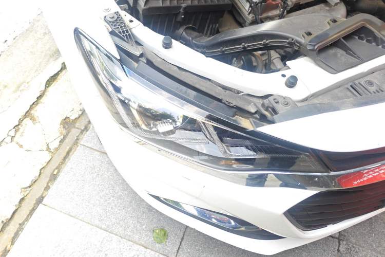 Used Chevrolet Monza 2022 320 Automatic Enjoyment Edition Right Front Headlight