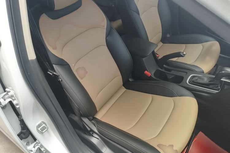 Used Chevrolet Monza 2022 320 Automatic Enjoyment Sunroof Version Right Front Seat