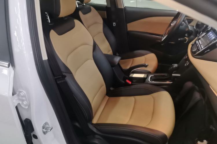 Used Chevrolet Monza 2022 320 Automatic Enjoyment Sunroof Version Right Front Seat
