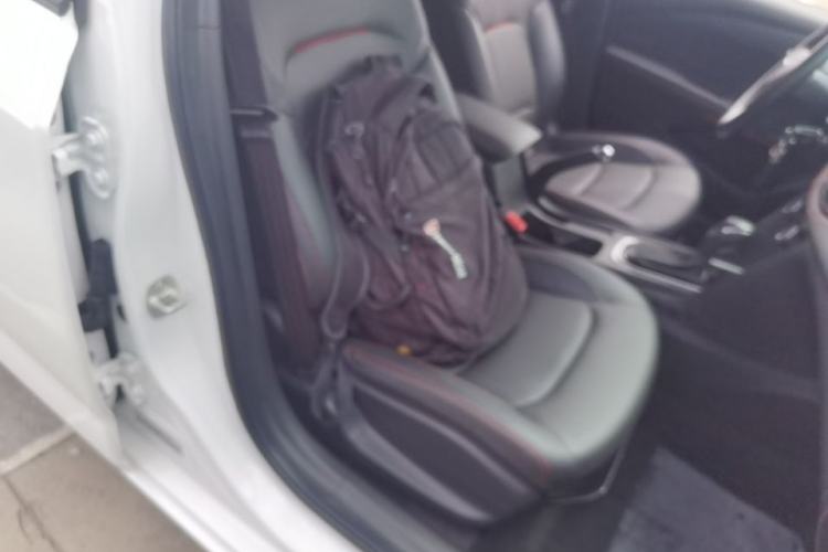 Used Chevrolet Monza 2022 Light Hybrid RS 330T Automatic Comfort Edition Right Front Seat