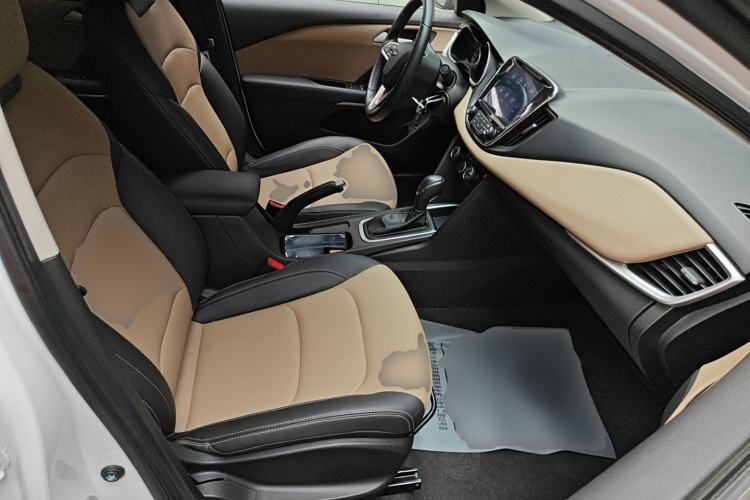 Used Chevrolet Monza 2022 320 Automatic Enjoyment Sunroof Version Right Front Seat