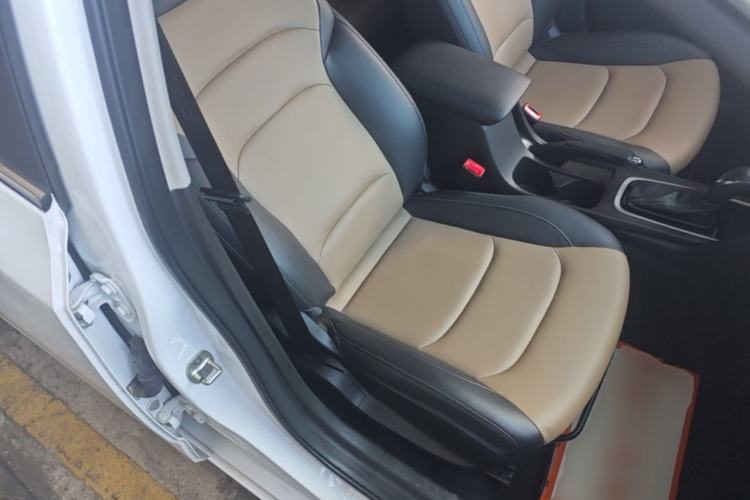 Used Chevrolet Monza 2022 320 Automatic Enjoyment Sunroof Version Right Front Seat