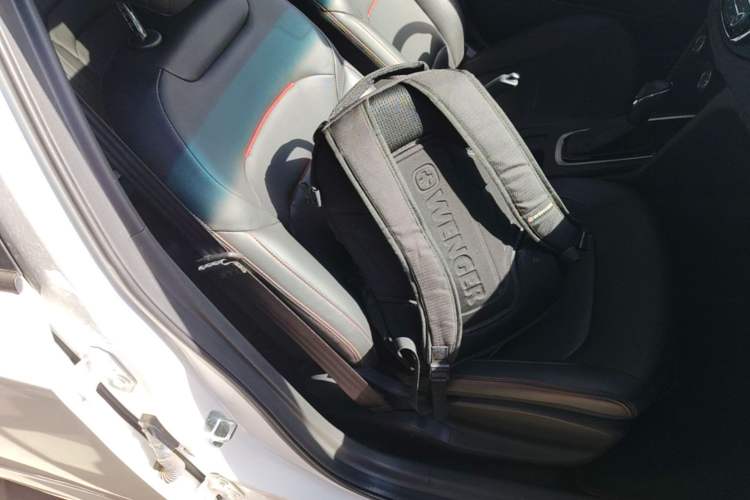 Used Chevrolet Monza 2022 Light Hybrid RS 330T Automatic Comfort Edition Right Front Seat