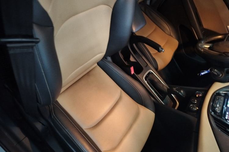 Used Chevrolet Monza 2022 320 Automatic Enjoyment Sunroof Version Right Front Seat
