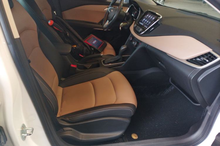 Used Chevrolet Monza 2022 320 Automatic Enjoyment Sunroof Version Right Front Seat