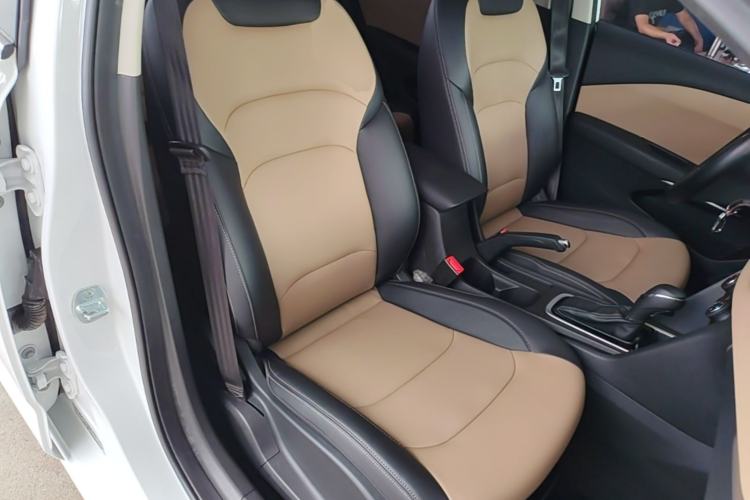 Used Chevrolet Monza 2022 320 Automatic Enjoyment Sunroof Version Right Front Seat