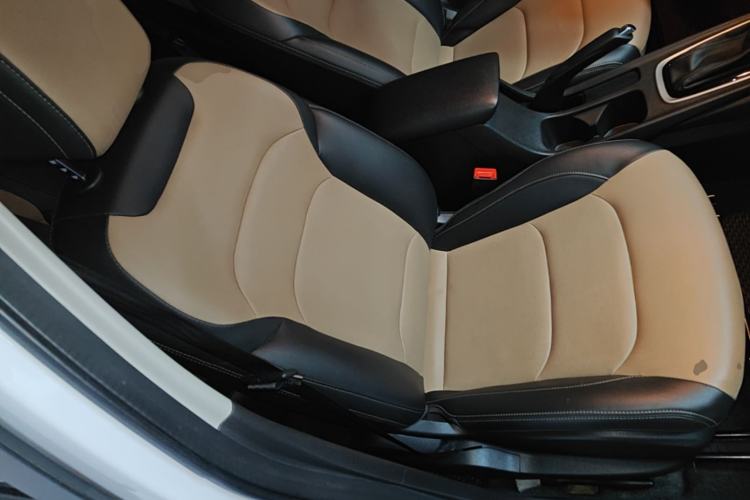 Used Chevrolet Monza 2022 320 Automatic Enjoyment Sunroof Version Right Front Seat
