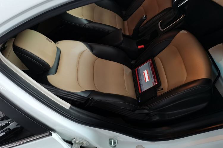 Used Chevrolet Monza 2022 320 Automatic Enjoyment Edition Right Front Seat