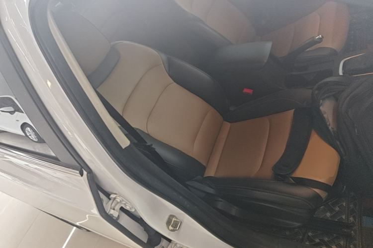 Used Chevrolet Monza 2022 320 Automatic Enjoyment Sunroof Version Right Front Seat