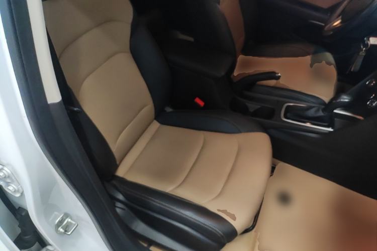Used Chevrolet Monza 2022 320 Automatic Enjoyment Edition Right Front Seat