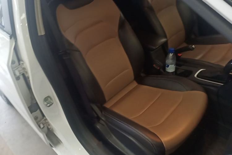 Used Chevrolet Monza 2022 320 Automatic Enjoyment Sunroof Version Right Front Seat