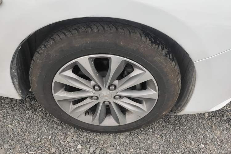 Used Chevrolet Monza 2022 320 Automatic Enjoyment Sunroof Version Right Front Wheel Hub