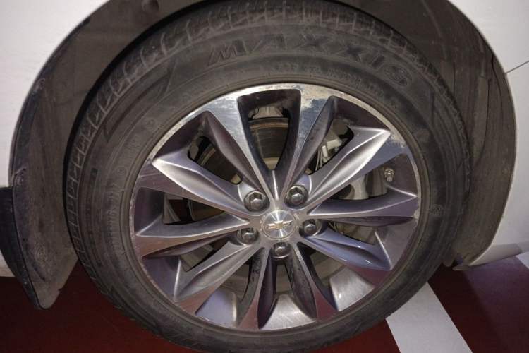 Used Chevrolet Monza 2022 320 Automatic Enjoyment Sunroof Version Right Front Wheel Hub