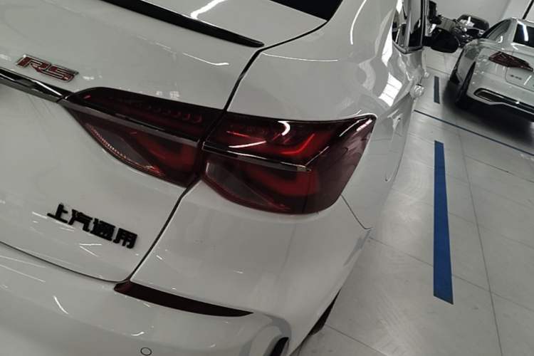 Used Chevrolet Monza 2022 Light Hybrid RS 330T Automatic Comfort Edition Right Rear Taillight