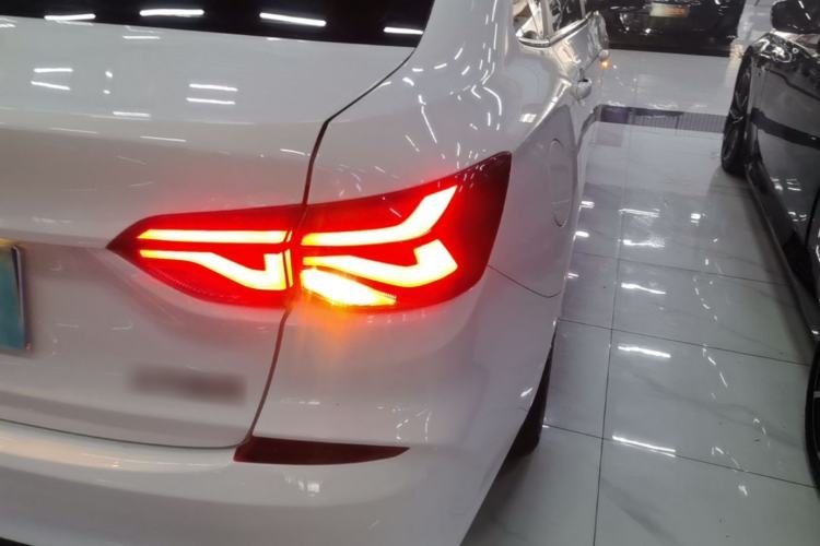Used Chevrolet Monza 2022 320 Automatic Enjoyment Sunroof Version Right Rear Taillight