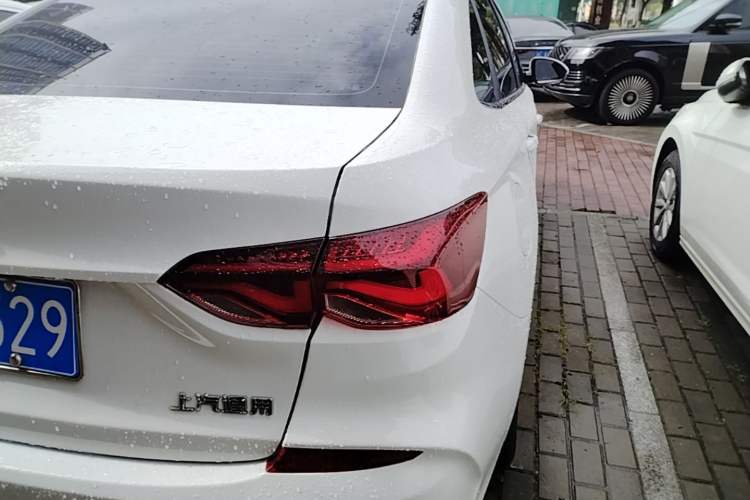 Used Chevrolet Monza 2022 320 Automatic Enjoyment Sunroof Version Right Rear Taillight