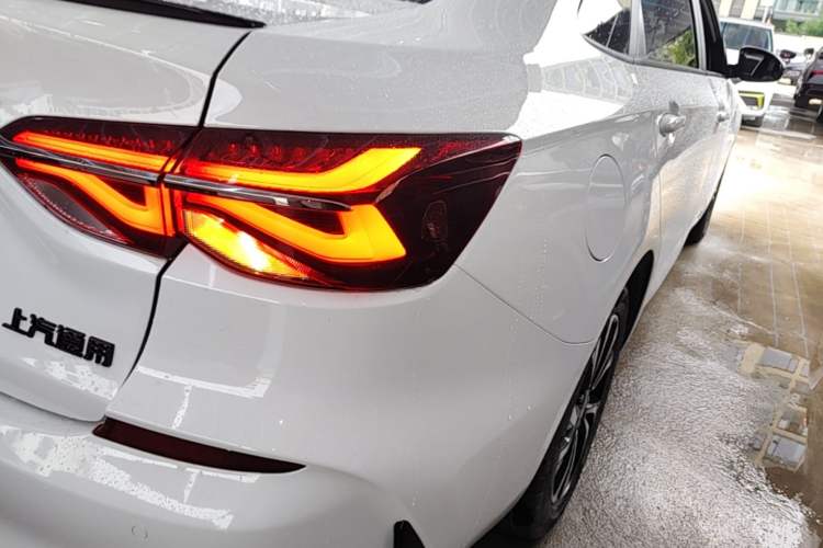 Used Chevrolet Monza 2022 Light Hybrid RS 330T Automatic Comfort Edition Right Rear Taillight