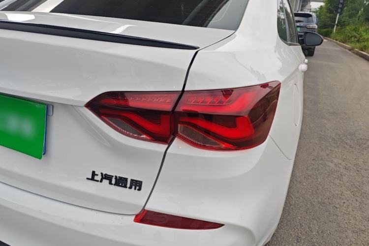 Used Chevrolet Monza 2022 Light Hybrid Redline 320T Dual-Clutch Thrilling Edition Right Rear Taillight