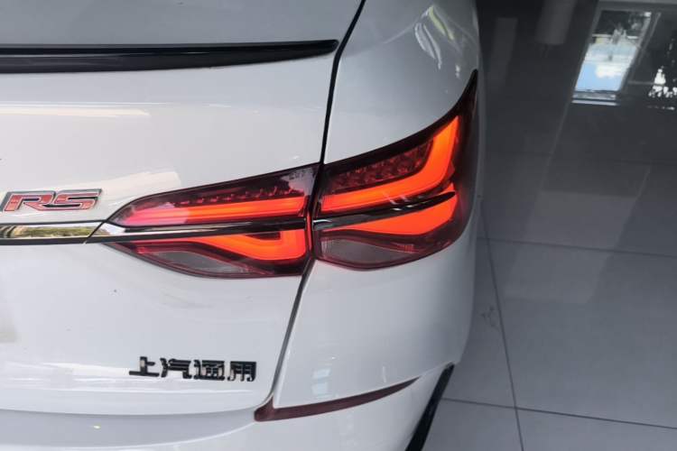 Used Chevrolet Monza 2022 Light Hybrid RS 330T Automatic Comfort Edition Right Rear Taillight