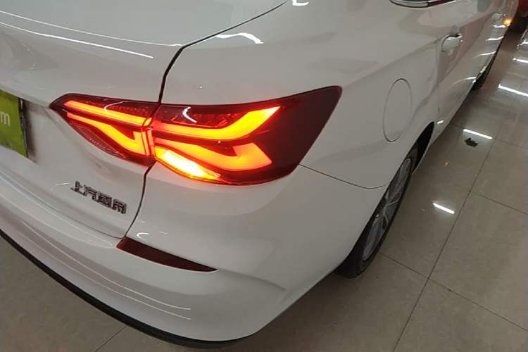 Used Chevrolet Monza 2022 320 Automatic Enjoyment Sunroof Version Right Rear Taillight